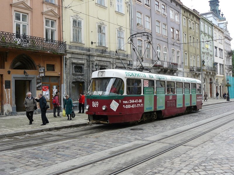 869 auf der Rynok Platz in Lviv 13-09-2007.
