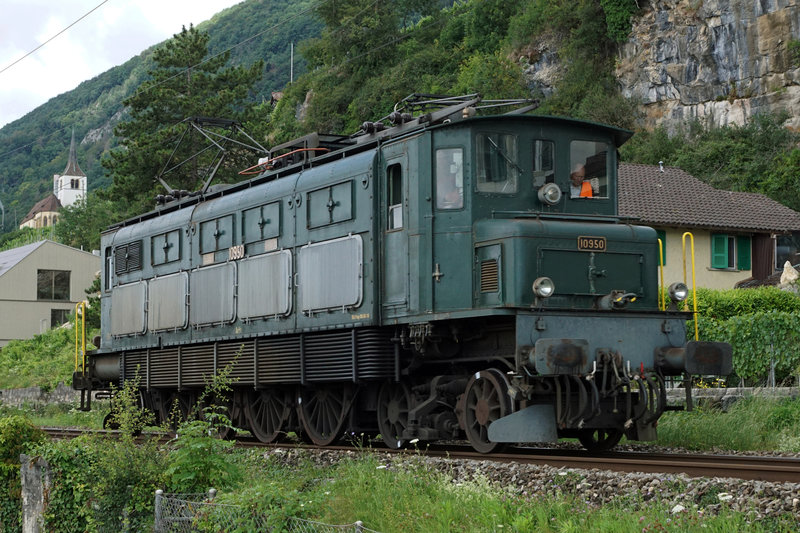 Ae 4 7 Von Swisstrain Als Lokzug In Ligerz Am 11 Juli Foto Walter Ruetsch Hellertal Startbilder De