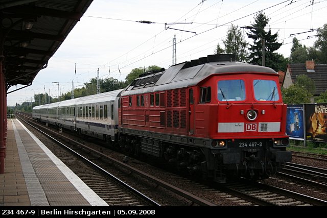 DB 234 467-9 mit dem Berlin-Warschau-Express (ex 232 467-9, Verl. 29.09.08; gesichtet Berlin Hirschgarten, 05.09.2008)