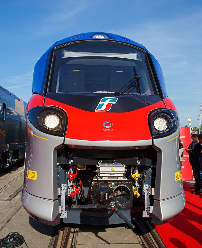 Der Franzosische Hersteller Alstom Prasentierte Auf Der Innotrans 2018 In Berlin 18 09 2018 Den Ersten Fur Die Italienische Hellertal Startbilder De