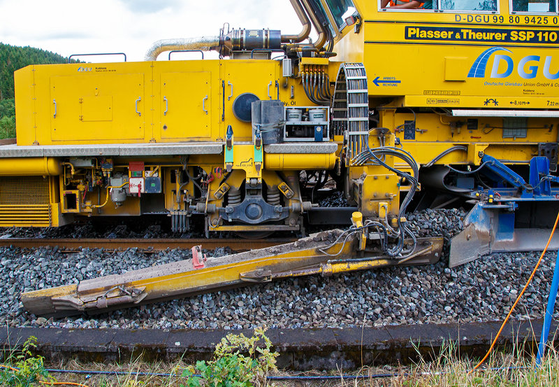 DETAIL Bild Die Plasser Theurer Schnell Schotterplaniermaschine