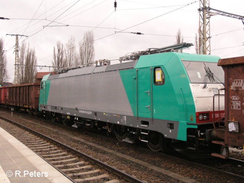 E186 135 ist eine von 5 Loks die zur �berf�hrung nach Polen in Frankfurt/Oder warten. 07.02.08