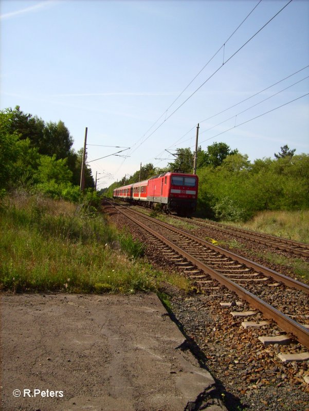 Etwas sp�ter erwisch ich wieder 143 821-7 beim schieben. 14.06.06