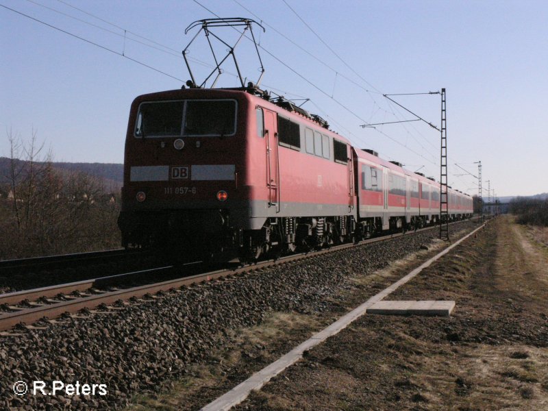 Nachschuss von 111 057-6 mit RB W�rzburg. 16.02.08