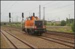 Solo ist LOCON 213 / 214 003 Richtung S�den unterwegs (gesehen Berlin Sch�nefeld Flughafen 17.07.2011)