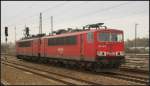 DB Schenker 155 148-0 und 155 135-7 Lz am 15.04.2012 in Berlin Sch�nefeld-Flughafen
