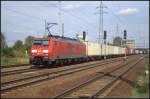 DB Schenker 189 017-7 mit Containerzug am 11.09.2011 in Berlin Schnefeld Flughafen