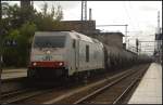 ITL 285 108-7 mit Kesselzug bei der Durchfahrt am Gleis 6 in Magdeburg Hbf am 09.09.2011