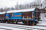 Vierachsiger Drehgestell-Flachwagen mit Teleskophauben für Coiltransporte der Gattung Shimmns², 34 80 3777 035-2 D-VTGD, ein an die KSW- Kreisbahn Siegen-Wittgenstein vermieteter Wagen der