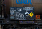Detailbild der Anschiftentafel am Drehgestell Kesselwagen für Salpetersäure (>98%), der Gattung Zacs, registriert als 33 80 7868 691-66-D-GATXD der GATX Rail Germany GmbH am 28.01.2022 in