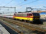 NMBS 1181 met NMBS Wagen Typ I10 als Intercity von Amsterdam nach Brussel.