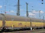 Hccrrs Autotransportwagen der Firma ARS Altmann AG Automobillogistik mit Nummer 37 RIV 80 D-ARS 2911 311-1 in Oberhausen West 11-09-2015.