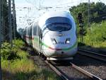 NS ICE Triebzug Bahnhof Empel-Rees, Deutschland 21-08-2020.