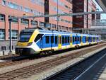 NS SNG-3 Triebzug 3020 Gleis 8 Amersfoort Centraal 14-05-2024.