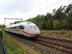 DB ICE Triebzug 8044 Veenweg Holten, Niederlande 02-05-2026.


DB ICE treinstel 8044 Veenweg Holten, Nederland 02-05-2026.