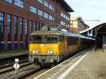 NS Lokomotive 1745 mit IC 145 nach Berlin in Hilversum 29-11-2019.