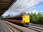 NS ICM-III Triebzug 4012 Gleis 5 Bahnhof Deventer 16-05-2023.