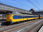 NS ICM-III Triebzug 4061 und 40XX Gleis 4 Amersfoort Centraal 08-04-2025.