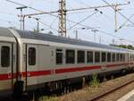 Bpmmbz DB Intercitywagen 2. klasse mit nummer D-DB 61 80 29-91 305-9 Gleis 2 Bahnhof Bad Bentheim 27-08-2025.


Bpmmbz DB intercityrijtuig 2e klasse met nummer D-DB 61 80 29-91 305-9 Spoor 2 station Bad Bentheim 27-08-2025.
