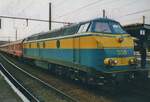 Scanbild aus der Vergangenheit: am Abend von 13 Juli 1999 steht SNCB 5519 mit I-10 Reisewagen (noch in EuroFima farben) als IR 123 nach Luxembourg �ber Rivage, Viesalm und Kautenbach  abfahrtbereit in L�ttich-Guillemins. Die I-10 Wagen sind nicht mehr in Dienstbei der NMBS/SNCB und L�ttich-Guillemins ist grundlegend modernisiert worden. Die Lok jedoch istbehalten und geh�rt heute der PFT-TSP.