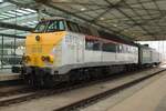 Infrabel 5512 steht am 10 Oktober 2026 aus Teil einer Ausstellung  100 Jahre NMBS  auf Gleis 6 in Antwerpen Centraal.