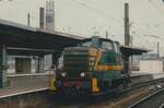 Am 27 Dezember 1996 lauft NMBS/SNCB 8002 um in Bruxelles-Midi.