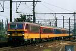 Am 16 Mai 2004 treft NMBS 1186 mit der IC-Benelux nach Bruxelles-Midi in Antwerpen-Berchem ein.