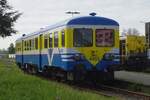 Ex-SNCB Dieseltriebwagen 4403 steht am 6 Mai 2023 abfahrtbereit in Eeklo als 1. Pendelzug nach Maldegem.