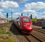 Der PBKA Thalys 4301 (TGV Series 43000) (93 88 0043 010-x B-TH etc.) fährt am 30.04.2023, als Thalys 9423 von Paris Gare du Nord (Paris Nord) via Bruxelles-Midi (Brüssel-Süd),