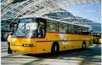 (062'304) - PostAuto Graubnden - GR 102'380 - Neoplan (ex P 25'121) am 30.