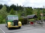 (275'886) - STI Thun - Nr. 15/BE 26'776 - Saurer/Gangloff (ex AvH Heimenschwand Nr. 5) am 27. Mai 2025 in Gohl, Restaurant Jgerhus