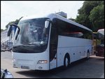 Volvo Barbi vom Omnibusbetrieb Torsten Nette aus Deutschland im Stadthafen Sassnitz.