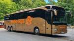 MB vom OMNI-Bus aus Polen steht im Juni 2024 auf dem Parkplatz am Knigsstuhl auf Rgen