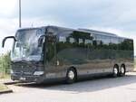 Mercedes Tourismo von Ostseereisen aus Deutschland in Goldenst�dt.