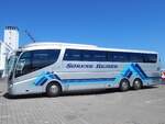 Scania Irizar von Sørens Rejser aus Dänemark im Stadthafen Sassnitz.