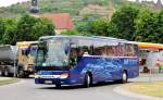 Setra 415 GT-HD von GfB Reisen aus der BRD in Krems gesehen.