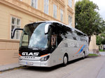 Setra 515 HD von Glas Reisen aus sterreich in Krems gesehen.