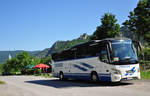 VDL Futura von Tredos Reisen aus der CZ bei Krems gesehen.