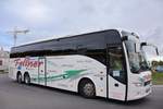 Volvo 9700 von Fellner Reisen aus �sterreich 10/2017 in Krems.
