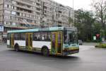 Dieser O-Bus soll laut einem Insider fr�her in den Niederlanden unterwegs gewesen sein. Am 15.5.2015 fotografierte ich ihn im Liniendienst von Bukarest am Bahnhof Gare de Nord.