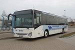 IVECO Crossway stand am 03.04.2016 in Hhe Rostock Hauptbahnhof/Sd abgestellt