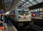 Die 147 574-8 (91 80 6147 574-8 D-DB – IC 4901) der DB Fernverkehr AG fährt am 20 Mai 2025, mit dem IC 2206 (Köln Hbf - Münster Hbf - Norddeich Mole), in den Hauptbahnhof Köln ein. Bis vorkurzem gab es auch täglich eine ...