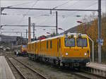 DB Schienenprüfzug  720 302 (D-DB 99 80 9360 008-3) bei der Abfahrt in Wiltz Richtung Kautenbach .