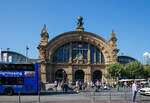 Das Hauptportal (Mittelstück) vom Hauptbahnhof Frankfurt am Main am 05.09.2021.