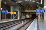 Der Bahnhof K�ln/Bonn Flughafen am 12 August 2026, Blickrichtung Aufgang zum Terminal 1    Der Bahnhof K�ln/Bonn Flughafen ist ein Flughafenbahnhof zur Anbindung des Flughafens K�ln/Bonn an das