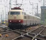 103 184-8 mit TEE von Koblenz Hbf nach Ostseebad Binz bei der Einfahrt im Rostocker Hbf.(11.05.2011)