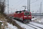 120 205-0 mit dem  Hanse-Express  von Hamburg Hbf nach Rostock Hbf bei der Einfahrt im Rostocker Hbf.29.01.2012