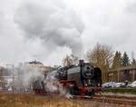   Die 50 3501-9 des Meininger Dampflokwerkes, ex DR 50 3501-9, ex DR 50 380, am 03.02.2018 mit eine Dampfsonderzug der Eisenbahnfreunde Treysa e.V.
