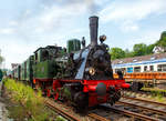   Die Dampflok  Waldbröl  des Eisenbahnmuseums Dieringhausen hat am 28.05.2016 mit ihrem Personenzug das Eisenbahnmuseum Dieringhausen erreicht.