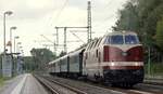 WFL 228 501-3(Lok 204 des VEB Chemische Werke Buna, ehemalige Karsdorfer 2004) mit Sonderzug in Schleswig.